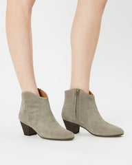 Dicker boots