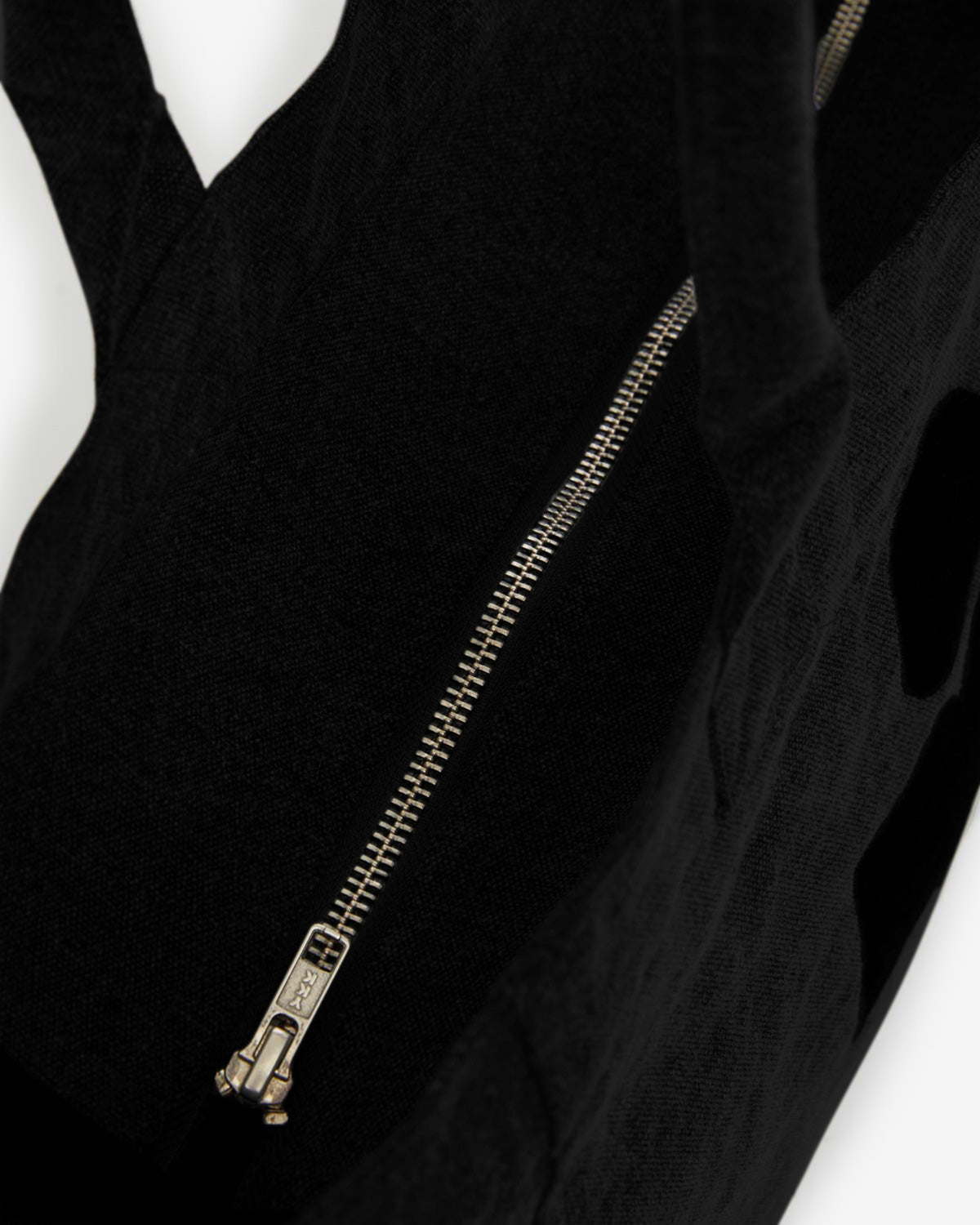 Yenky Zipped Tote bag