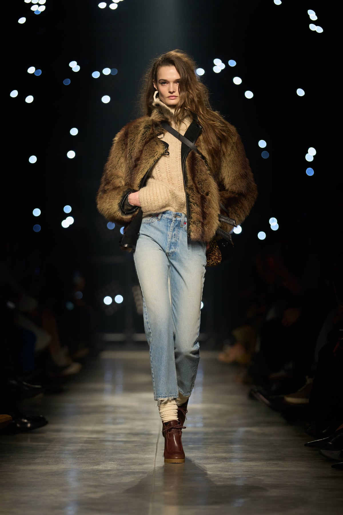 Look 13 [W26]