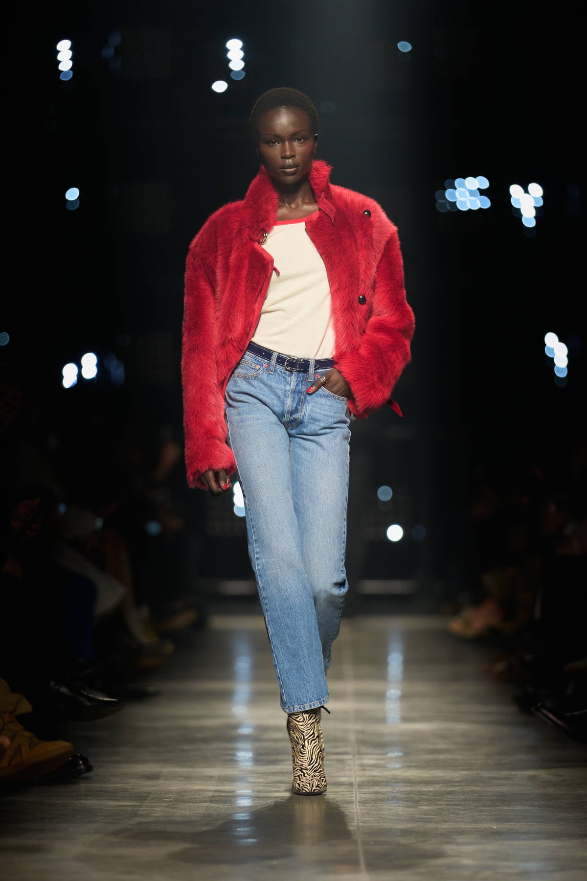 Look 17 [W26]