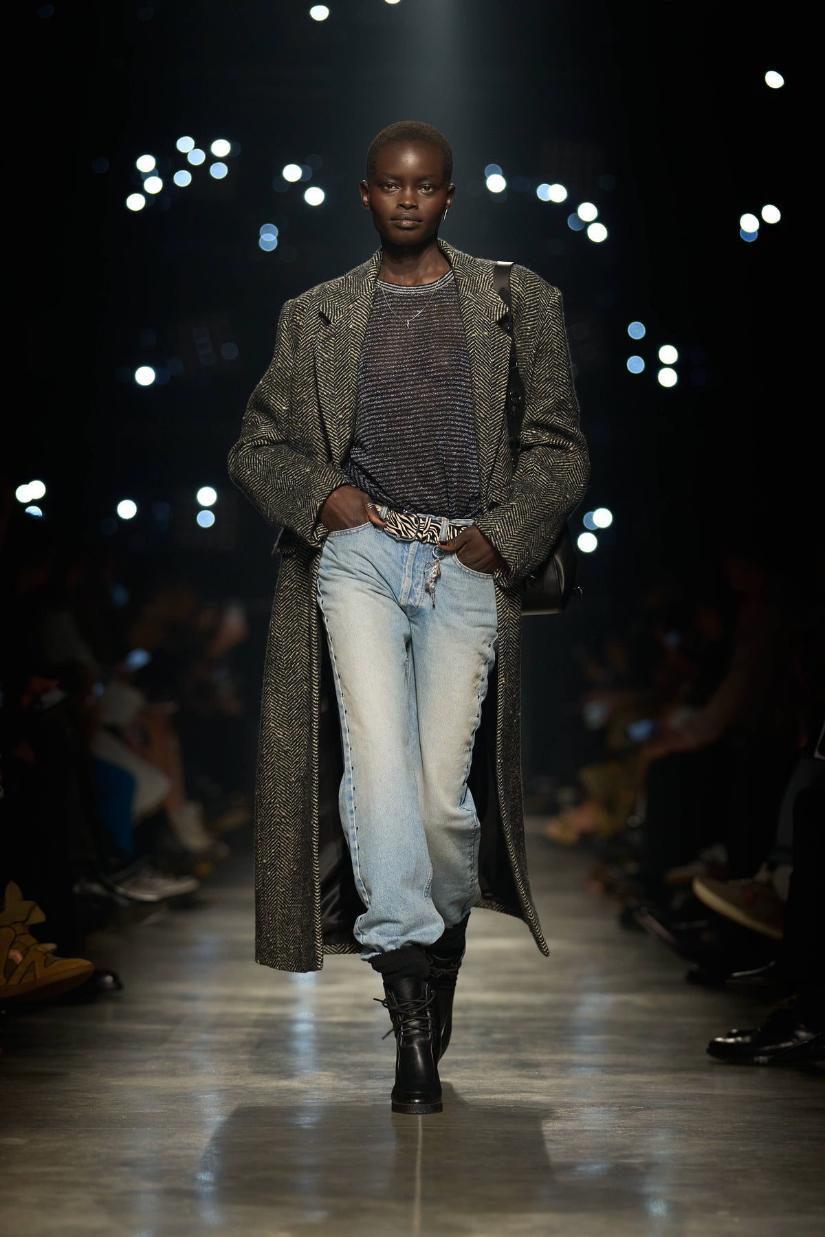 Look 23 [W26]