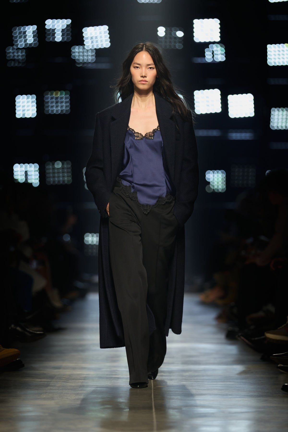 Look 44 [W26]