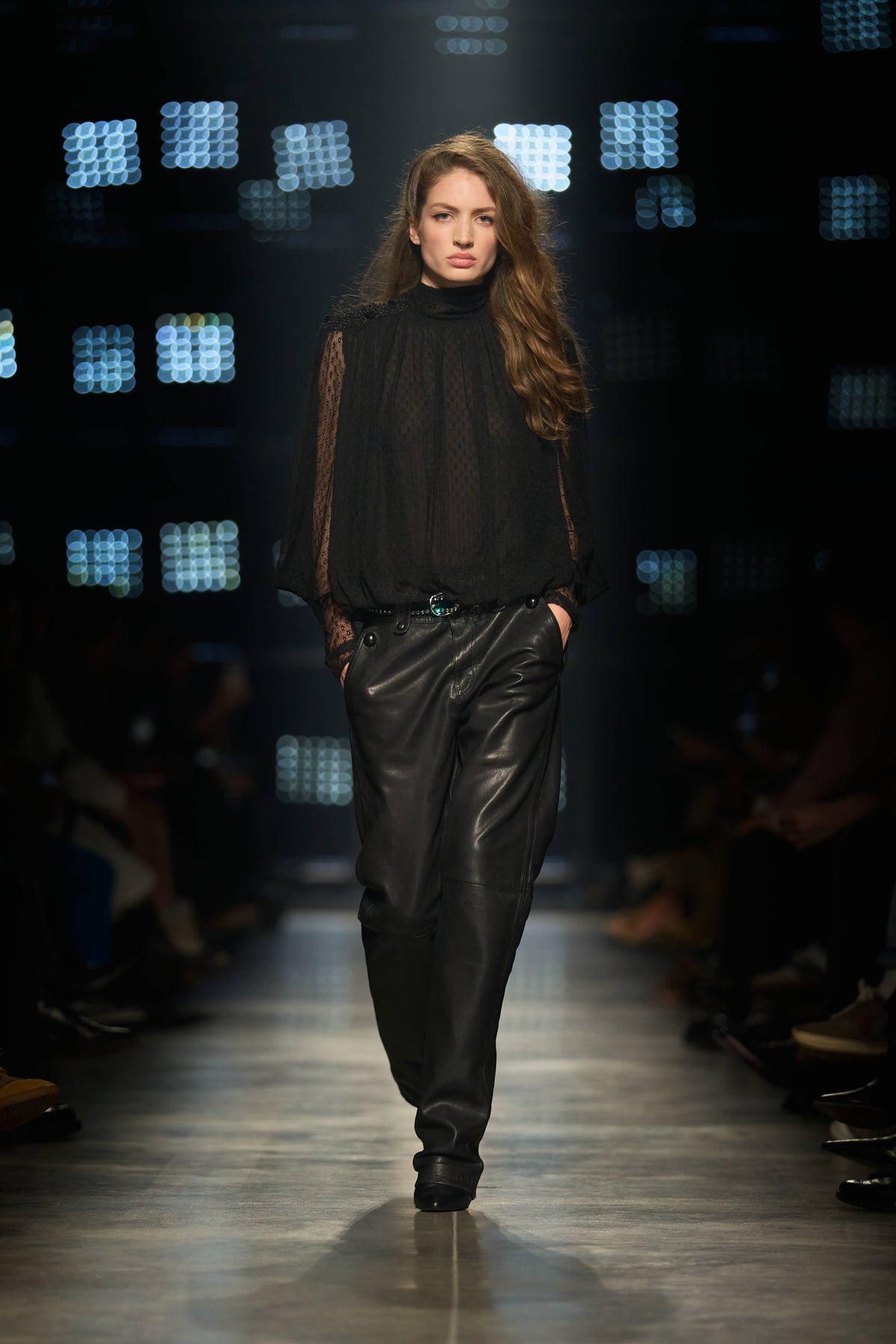 Look 45 [W26]