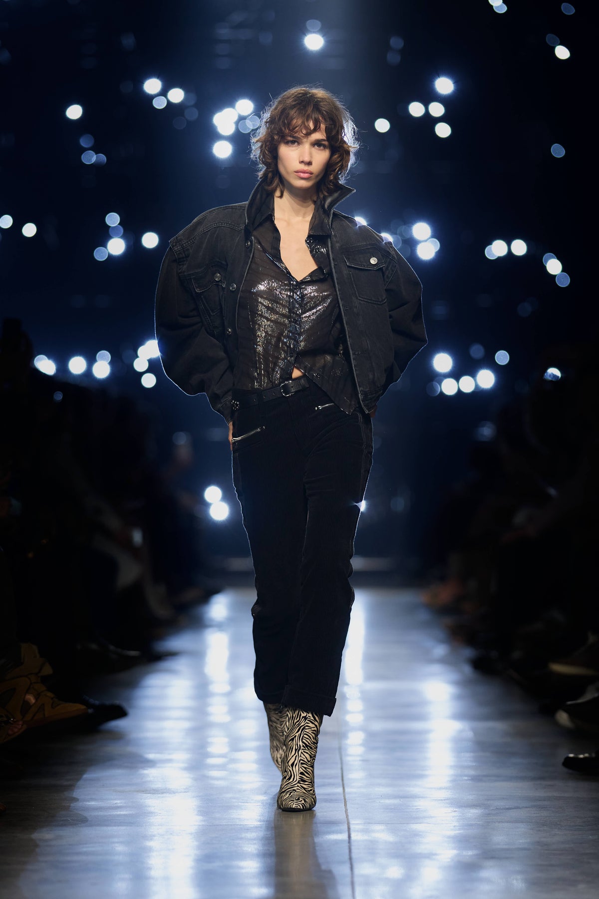 Look 51 [W26]